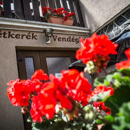 Ketkerek Vendeghaz - A Matrai Szallas *